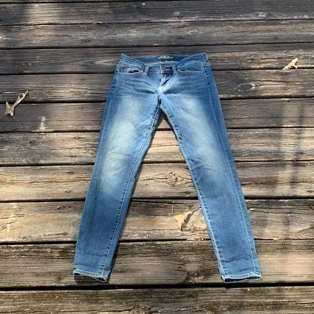 Lucky Brand Charlie Skinny jeans size 4/27